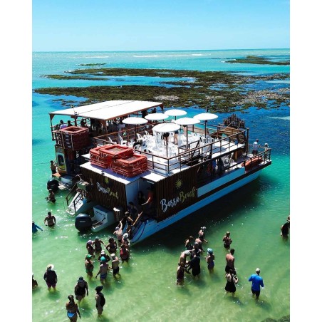 Passeio de Catamarã nas Piscinas Naturais da Praia do Seixas